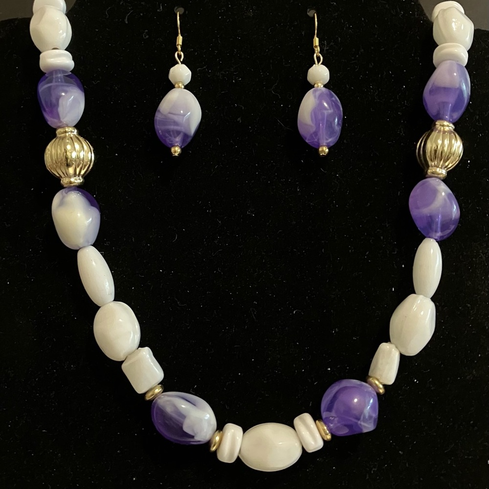 Handcrafted Purple and white glass beaded necklace and earrings set.